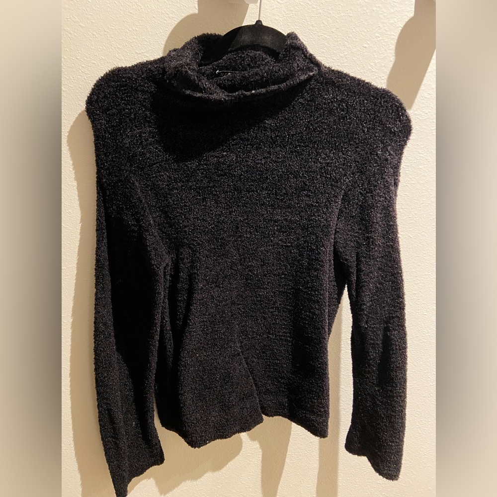 Vintage New York & Company 2000s Black Fuzzy Turtleneck, Size L (runs small)